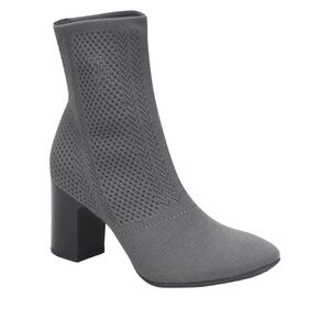 BORN Meggs Gray Sock Boots Pull-On Block Heel Booties  Size 10